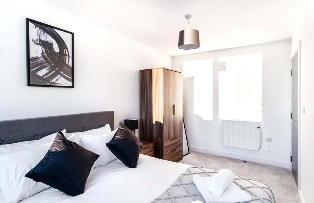 Stayzeni, Alexandra Rise Manchester 2 Bed Flat-1